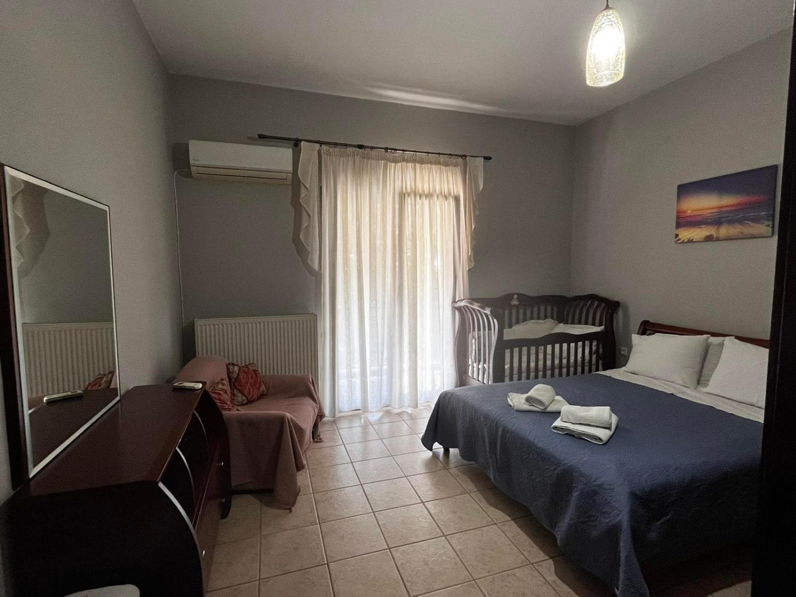 Soula'S Sunshine Big Apartment Nea Karvali Esterno foto