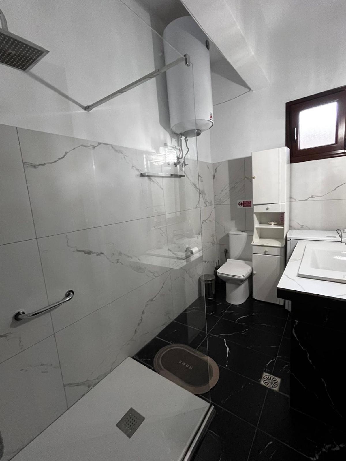 Soula'S Sunshine Big Apartment Nea Karvali Esterno foto